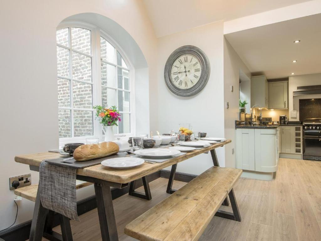 89A Church Street - Luxury One Bed Apartment With Roof Terrace Whitby Exterior foto